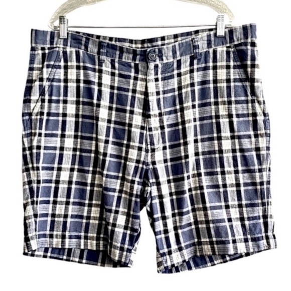 Roundtree & Yorke Mens Classic Fit Plaid Shorts Flat Front Blue White Waist 40 - Picture 1 of 7